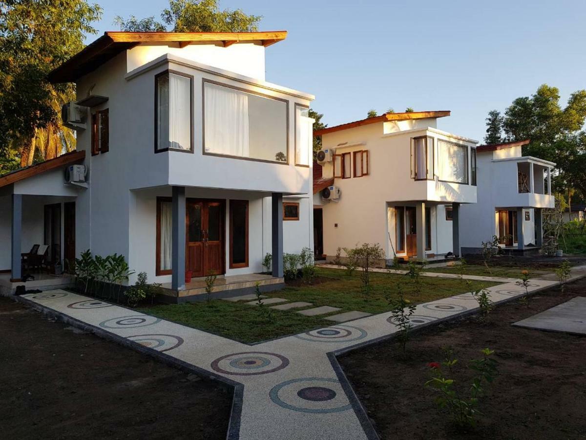 Kondo Villa Labuhan Pandan Eksteriør bilde